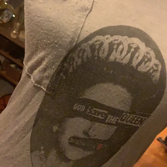 God Save the Queen tee - Picture 4 of 5